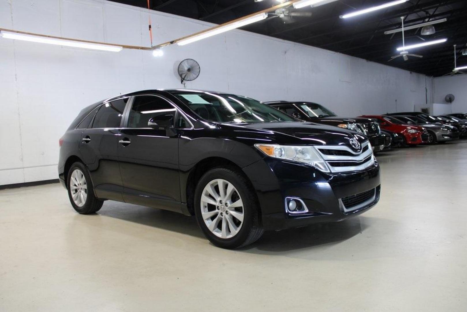 2013 Attitude Black Toyota Venza XLE (4T3ZA3BB6DU) with an 2.7L I4 SMPI DOHC engine, Automatic transmission, located at 15300 Midway Rd., Addison, TX, 75001, (972) 702-0011, 32.958321, -96.838074 - Photo#6