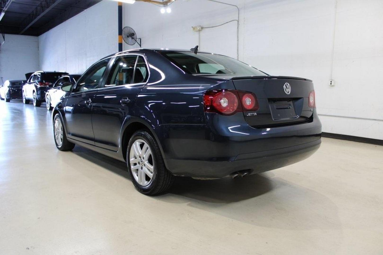 2010 Blue Volkswagen Jetta TDI (3VWAL7AJ1AM) with an 2.0L TDI Turbocharged engine, located at 15300 Midway Rd., Addison, TX, 75001, (972) 702-0011, 32.958321, -96.838074 - Photo#3