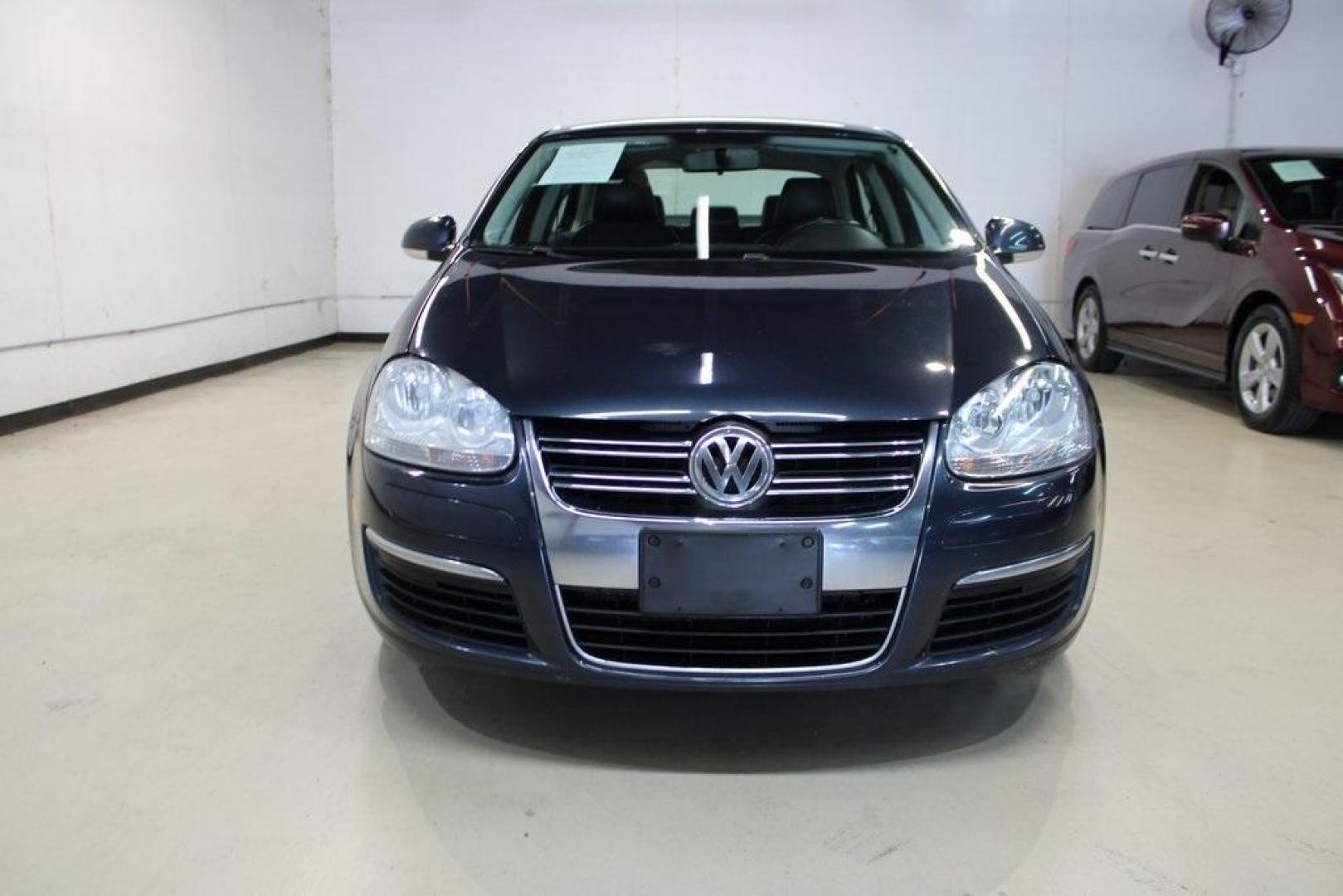 2010 Blue Volkswagen Jetta TDI (3VWAL7AJ1AM) with an 2.0L TDI Turbocharged engine, located at 15300 Midway Rd., Addison, TX, 75001, (972) 702-0011, 32.958321, -96.838074 - Photo#5