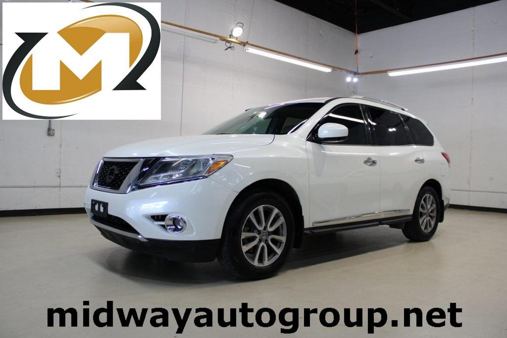 2015 Pearl White /Almond Nissan Pathfinder SL (5N1AR2MM2FC) with an 3.5L V6 engine, CVT transmission, located at 15300 Midway Rd., Addison, TX, 75001, (972) 702-0011, 32.958321, -96.838074 - HOME OF THE NO HAGGLE PRICE - WHOLESALE PRICES TO THE PUBLIC!! Pathfinder SL, 4D Sport Utility, 3.5L V6, CVT with Xtronic, 4WD, Pearl White, Almond Leather. Odometer is 15105 miles below market average!<br><br>Pearl White 2015 Nissan Pathfinder SL<br><br>Recent Arrival! 19/26 City/Highway MPG<br><br - Photo#0