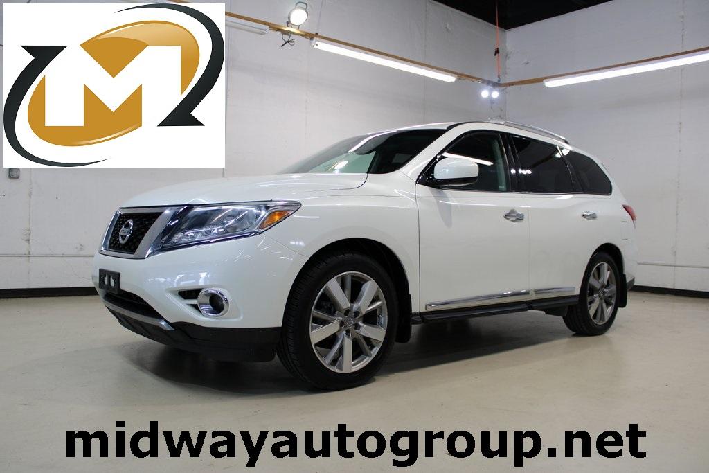 photo of 2015 Nissan Pathfinder Platinum