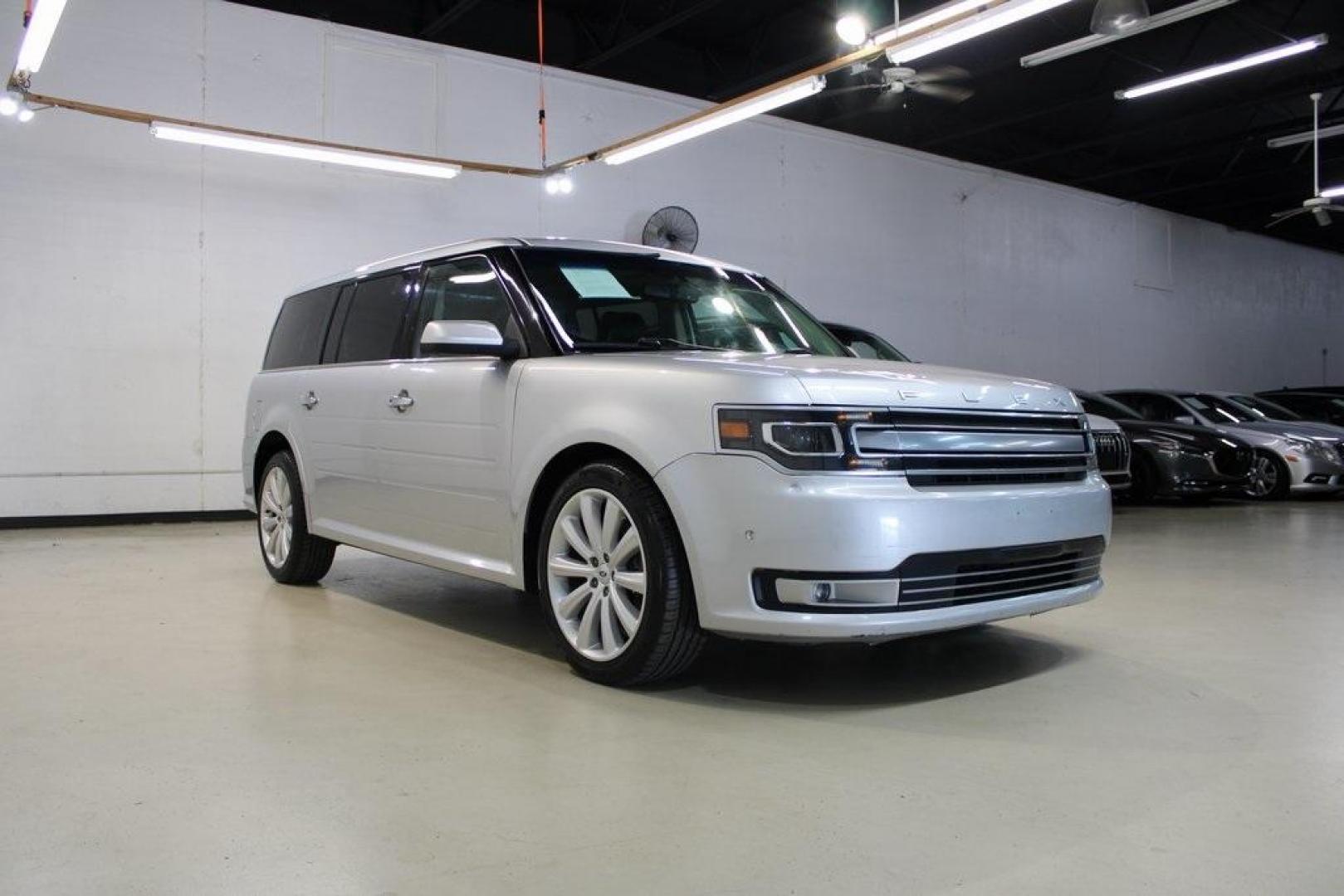 2018 Ingot Silver Metallic Ford Flex Limited (2FMHK6DT9JB) with an EcoBoost 3.5L V6 GTDi DOHC 24V Twin Turbocharged engine, Automatic transmission, located at 15300 Midway Rd., Addison, TX, 75001, (972) 702-0011, 32.958321, -96.838074 - Photo#1