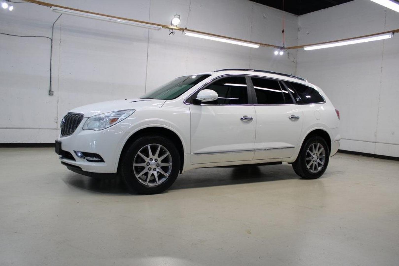 2015 White Opal /Light Titanium Buick Enclave Leather Group (5GAKRBKD4FJ) with an 3.6L V6 SIDI VVT engine, Automatic transmission, located at 15300 Midway Rd., Addison, TX, 75001, (972) 702-0011, 32.958321, -96.838074 - Photo#4