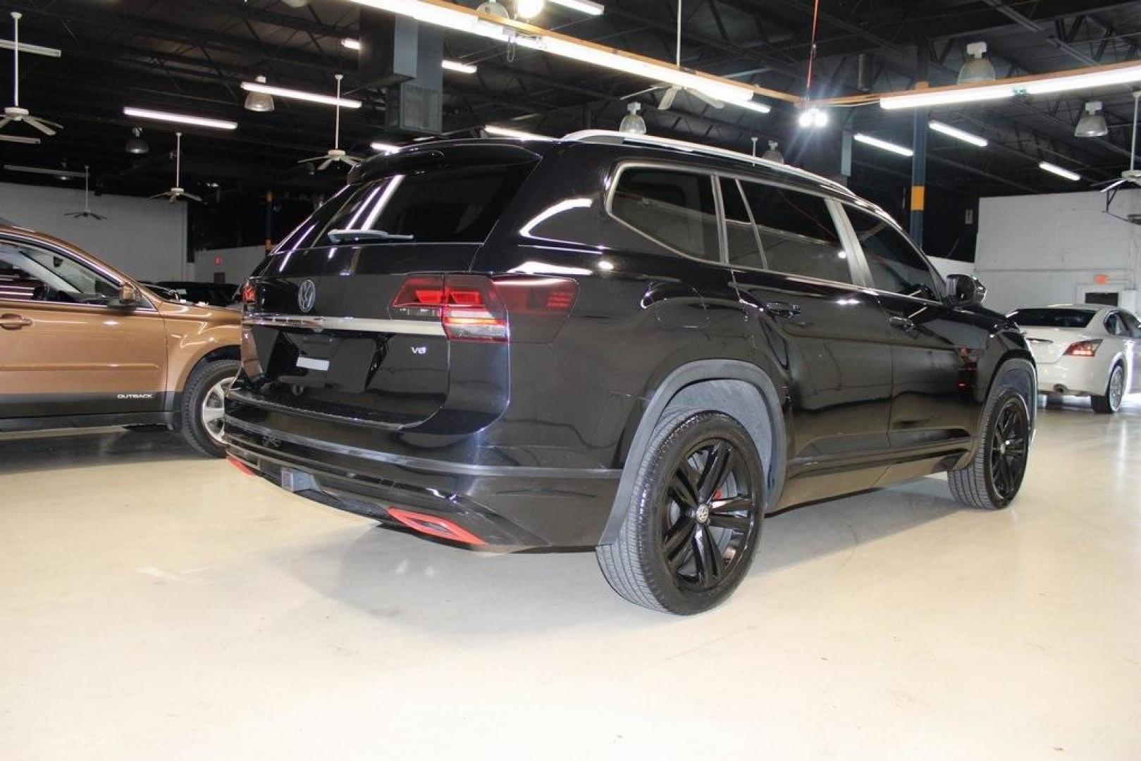 2019 Deep Black Pearl /Shetland Beige Volkswagen Atlas 3.6L V6 SE (1V2YR2CA1KC) with an 3.6L VR6 engine, Automatic transmission, located at 15300 Midway Rd., Addison, TX, 75001, (972) 702-0011, 32.958321, -96.838074 - HOME OF THE NO HAGGLE PRICE - WHOLESALE PRICES TO THE PUBLIC!! Bluetooth, Hands Free Connectivity, Navigation, Premium Audio, 3rd Row Seat, Backup Camera, Leather Seats, Premium Wheels, High Performance Tires, Power Liftgate, non smoker, Atlas 3.6L V6 SE R-Line, 4D Sport Utility, 3.6L VR6, 8-Speed A - Photo#2