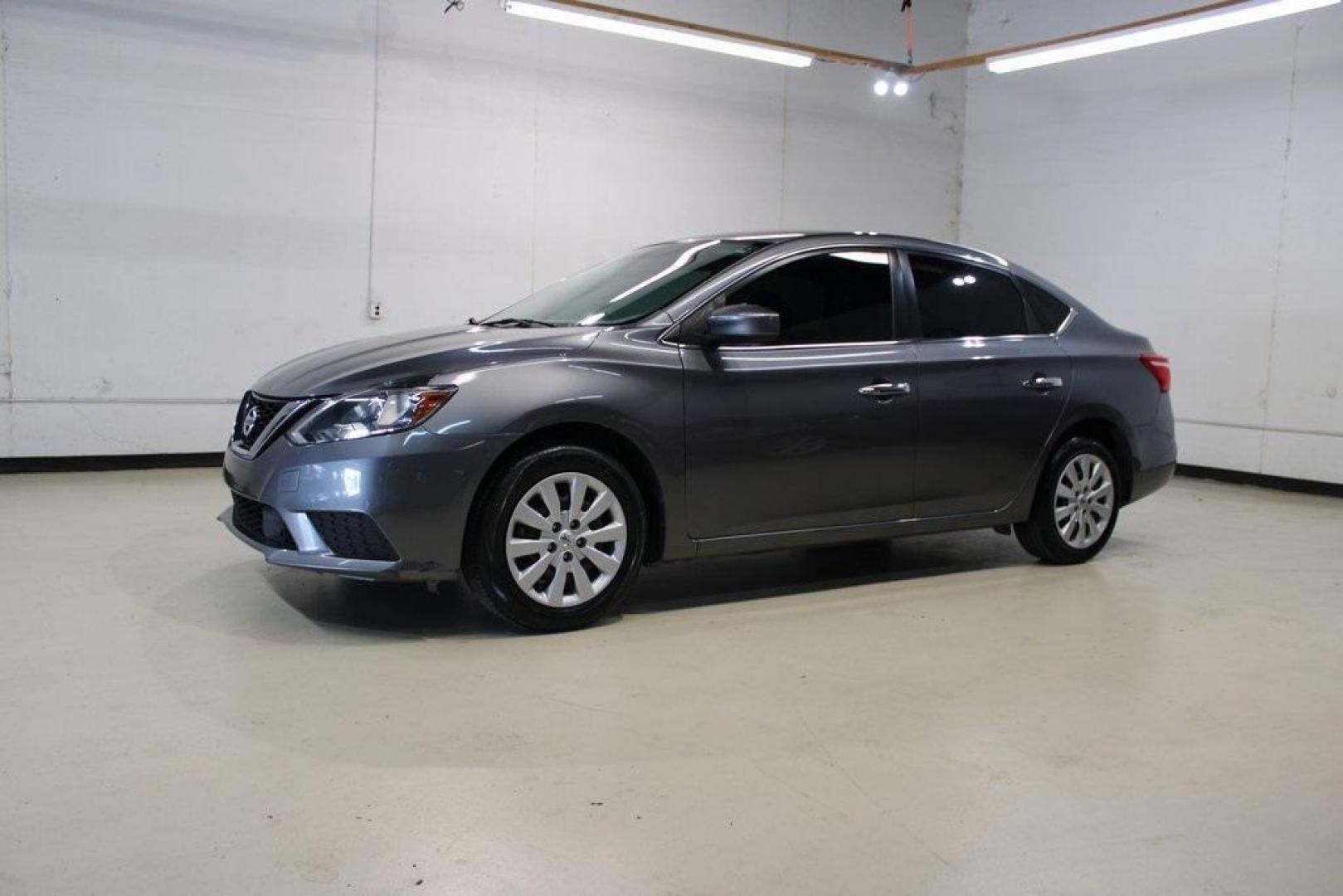 2019 Gun Metallic /Charcoal Nissan Sentra S (3N1AB7AP6KY) with an 1.8L 4-Cylinder DOHC 16V engine, CVT transmission, located at 15300 Midway Rd., Addison, TX, 75001, (972) 702-0011, 32.958321, -96.838074 - Photo#4