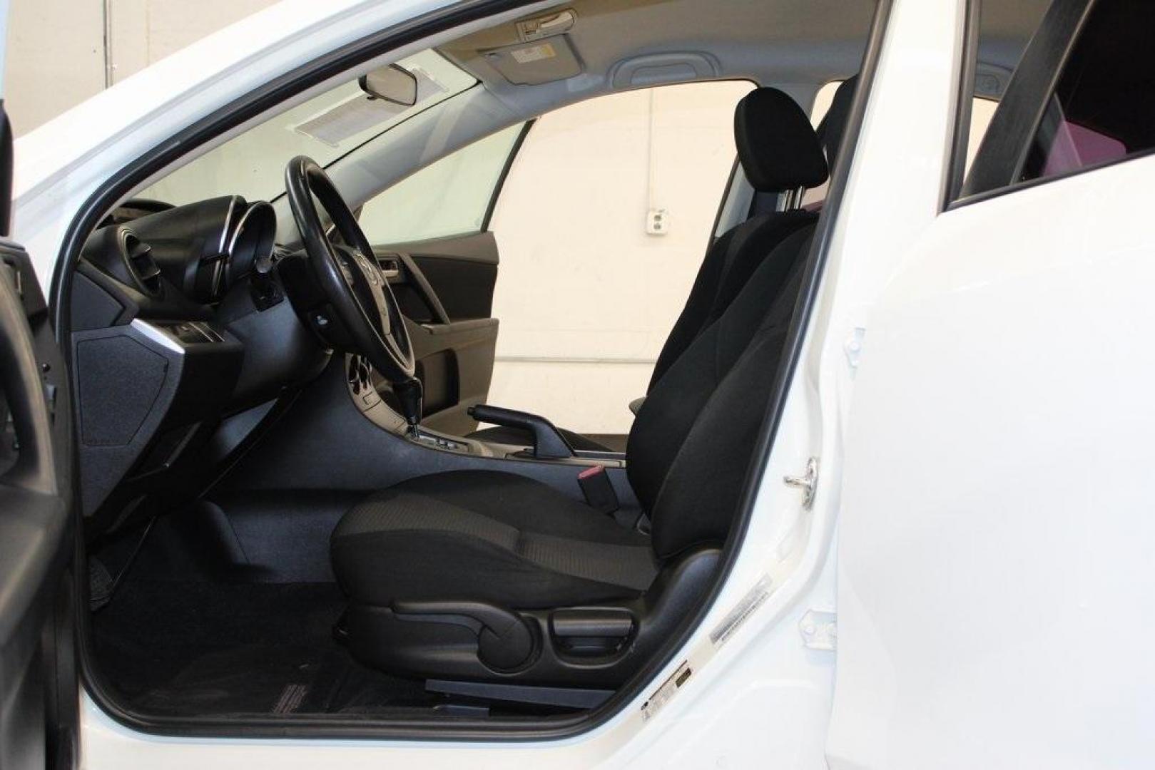 2013 Crystal White Pearl Mica /Black Mazda Mazda3 i Sport (JM1BL1U78D1) with an 2.0L 4-Cylinder engine, Automatic transmission, located at 15300 Midway Rd., Addison, TX, 75001, (972) 702-0011, 32.958321, -96.838074 - Photo#13