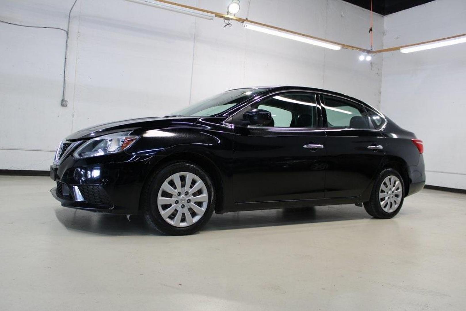 2018 Super Black /Charcoal Nissan Sentra S (3N1AB7AP9JY) with an 1.8L 4-Cylinder DOHC 16V engine, CVT transmission, located at 15300 Midway Rd., Addison, TX, 75001, (972) 702-0011, 32.958321, -96.838074 - Photo#4