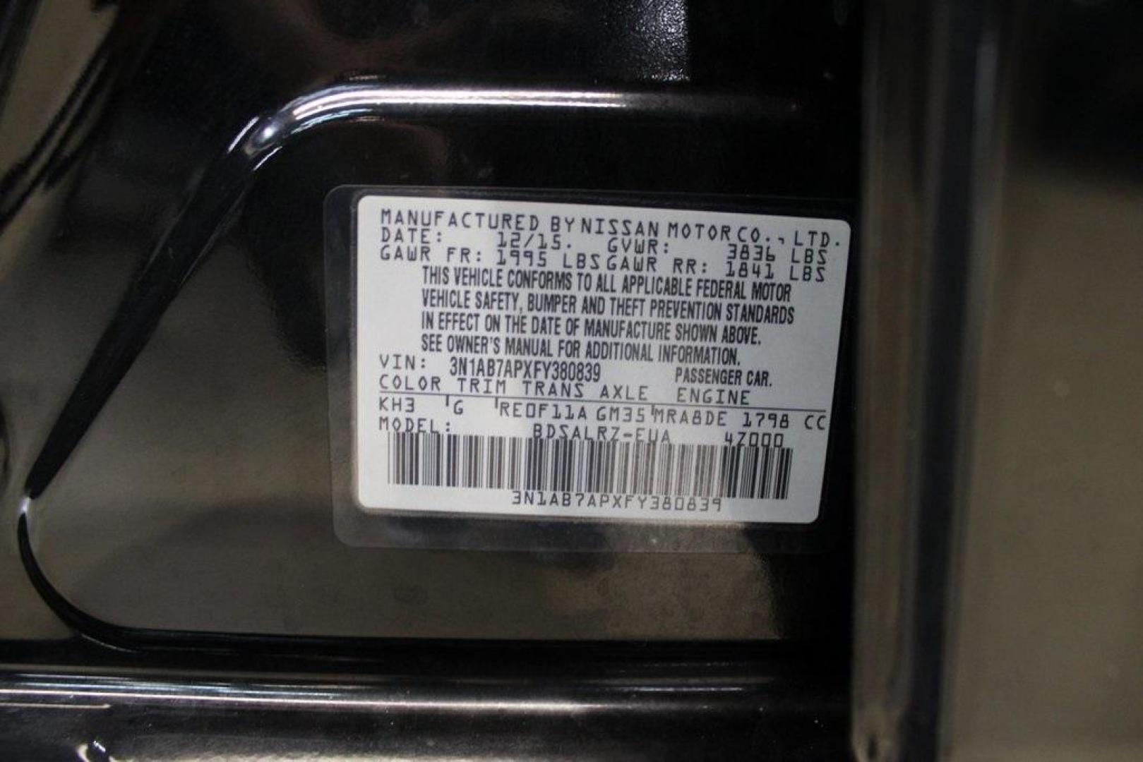 2015 Super Black /Charcoal Nissan Sentra SR (3N1AB7APXFY) with an 1.8L 4-Cylinder DOHC 16V engine, CVT transmission, located at 15300 Midway Rd., Addison, TX, 75001, (972) 702-0011, 32.958321, -96.838074 - Photo#28