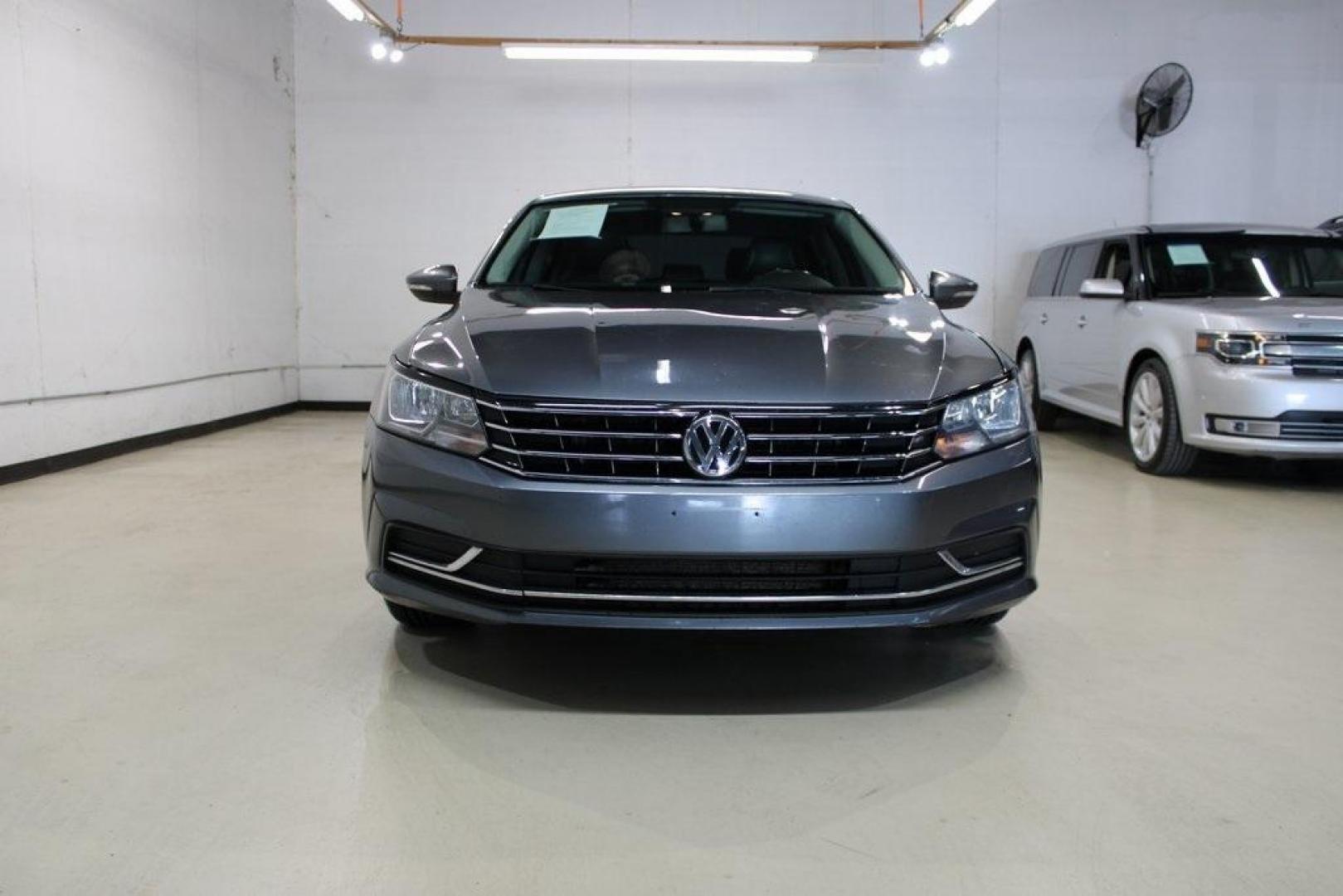 2016 Platinum Gray Metallic Volkswagen Passat 1.8T SE (1VWBT7A35GC) with an 1.8L TSI engine, Automatic transmission, located at 15300 Midway Rd., Addison, TX, 75001, (972) 702-0011, 32.958321, -96.838074 - Photo#5