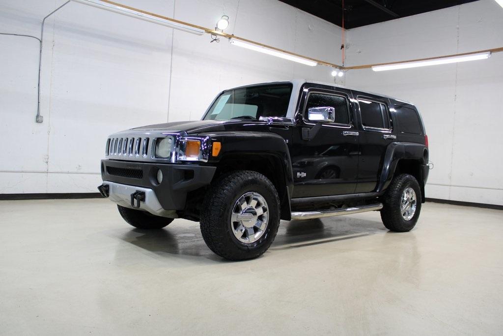 photo of 2008 Hummer H3 Luxury