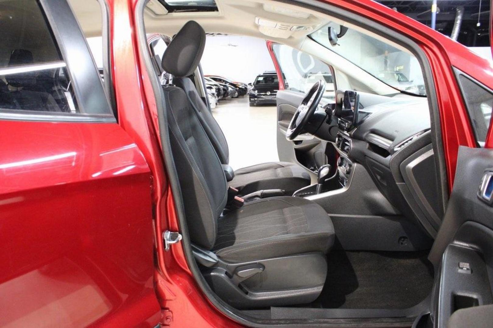 2018 Ruby Red /Ebony Black Ford EcoSport SE (MAJ3P1TE3JC) with an EcoBoost 1.0L I3 GTDi DOHC Turbocharged VCT engine, Automatic transmission, located at 15300 Midway Rd., Addison, TX, 75001, (972) 702-0011, 32.958321, -96.838074 - Photo#13