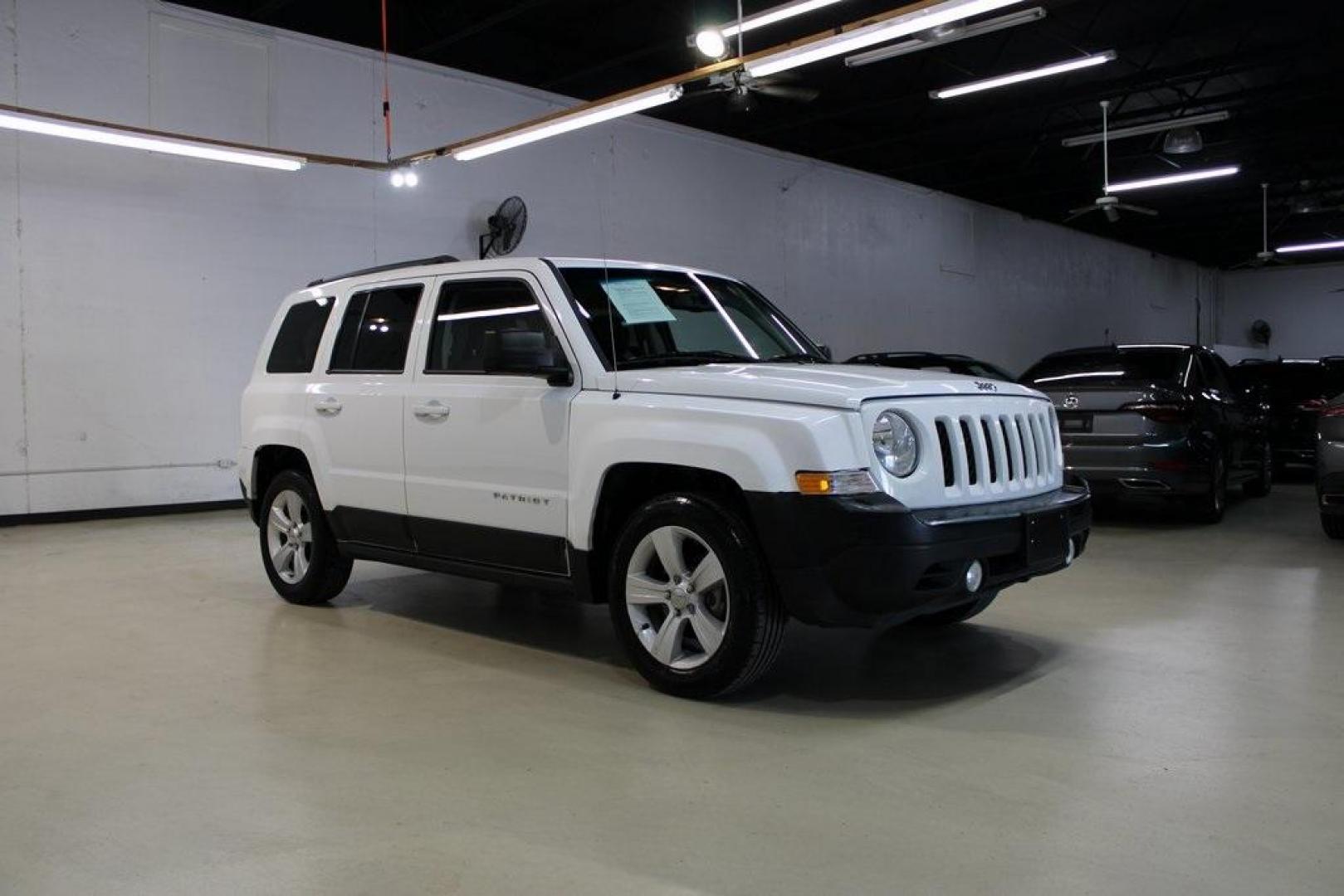 2017 Bright White Clearcoat /Dark Slate Gray Jeep Patriot Latitude (1C4NJPFA0HD) with an 2.0L I4 DOHC 16V Dual VVT engine, CVT transmission, located at 15300 Midway Rd., Addison, TX, 75001, (972) 702-0011, 32.958321, -96.838074 - Photo#6