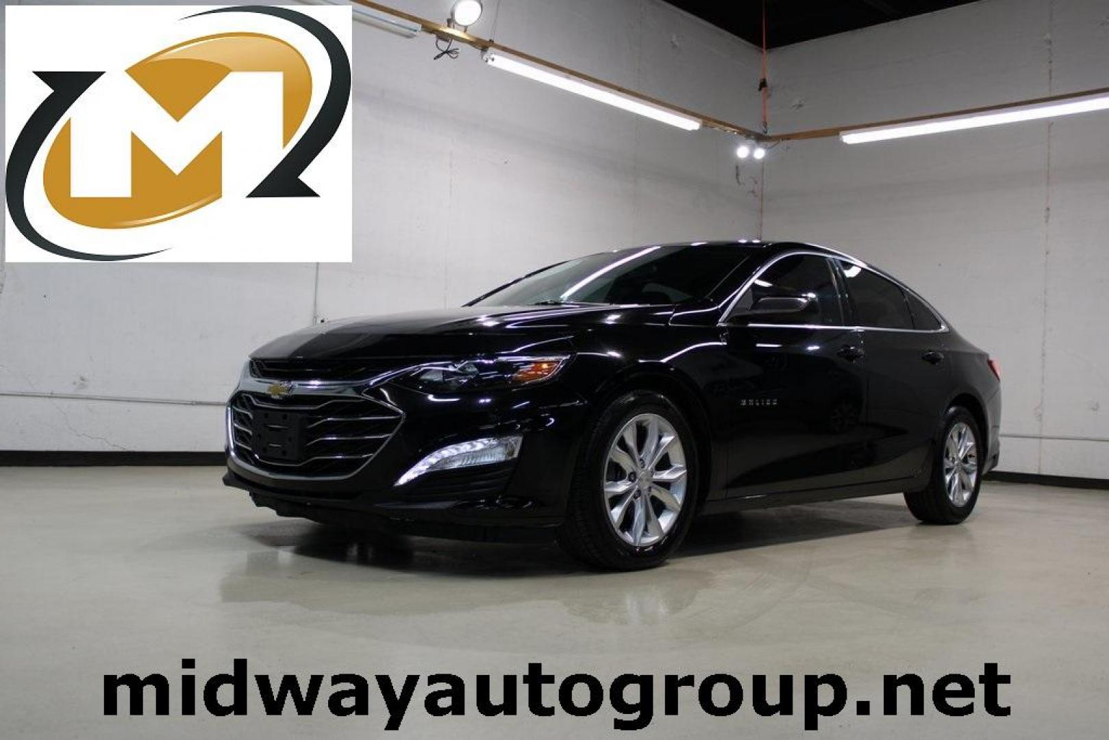 2020 Mosaic Black Metallic /Jet Black Chevrolet Malibu LT (1G1ZD5ST0LF) with an 1.5L DOHC engine, CVT transmission, located at 15300 Midway Rd., Addison, TX, 75001, (972) 702-0011, 32.958321, -96.838074 - Photo#0