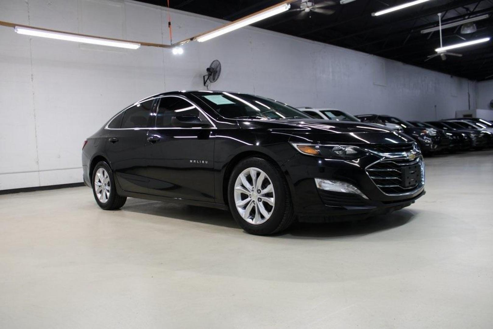 2020 Mosaic Black Metallic /Jet Black Chevrolet Malibu LT (1G1ZD5ST0LF) with an 1.5L DOHC engine, CVT transmission, located at 15300 Midway Rd., Addison, TX, 75001, (972) 702-0011, 32.958321, -96.838074 - Photo#6