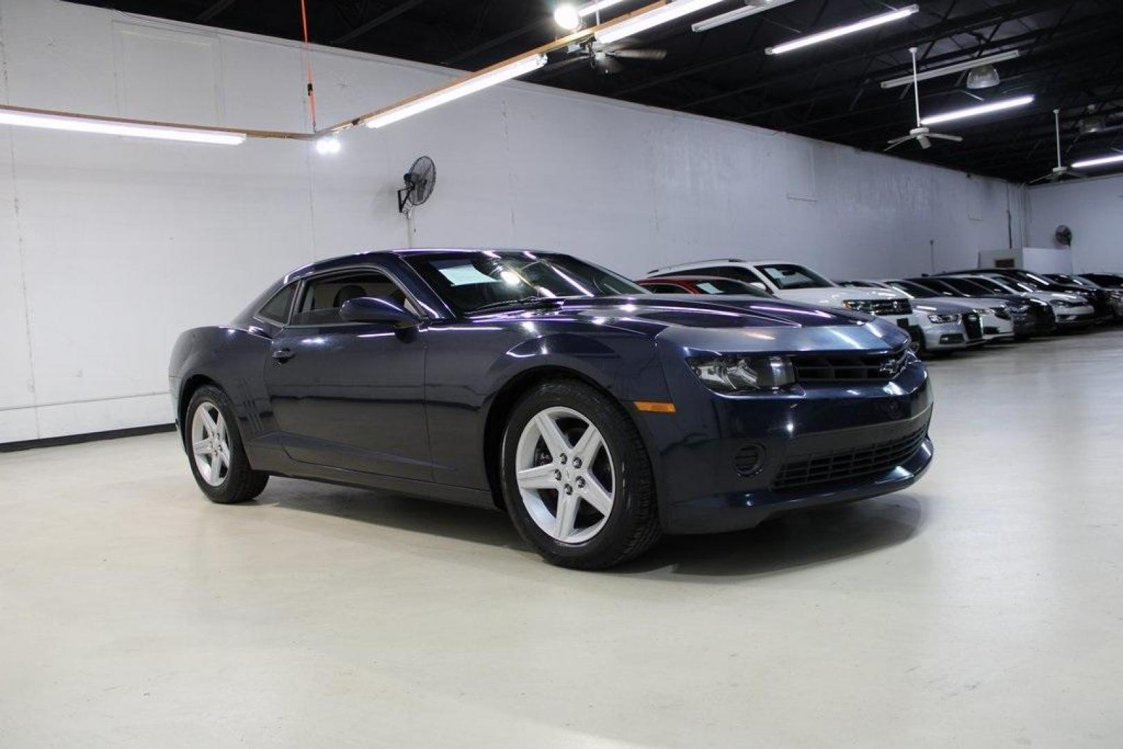 2015 Blue Velvet Metallic /Gray Chevrolet Camaro 1LS (2G1FA1E32F9) with an 3.6L V6 DGI DOHC VVT engine, Manual transmission, located at 15300 Midway Rd., Addison, TX, 75001, (972) 702-0011, 32.958321, -96.838074 - Photo#6