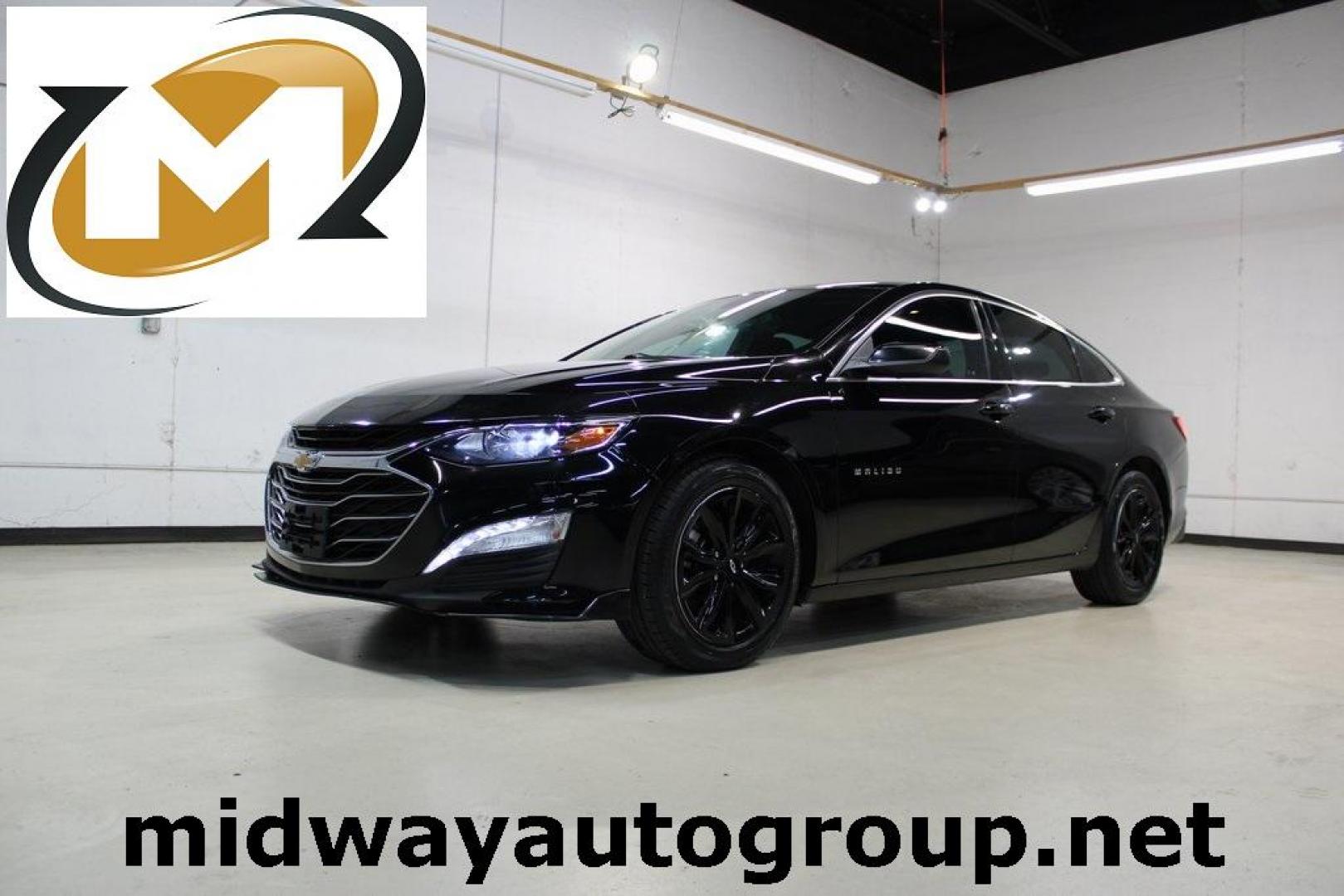 2020 Mosaic Black Metallic /Jet Black Chevrolet Malibu LT (1G1ZD5ST1LF) with an 1.5L DOHC engine, CVT transmission, located at 15300 Midway Rd., Addison, TX, 75001, (972) 702-0011, 32.958321, -96.838074 - Photo#0