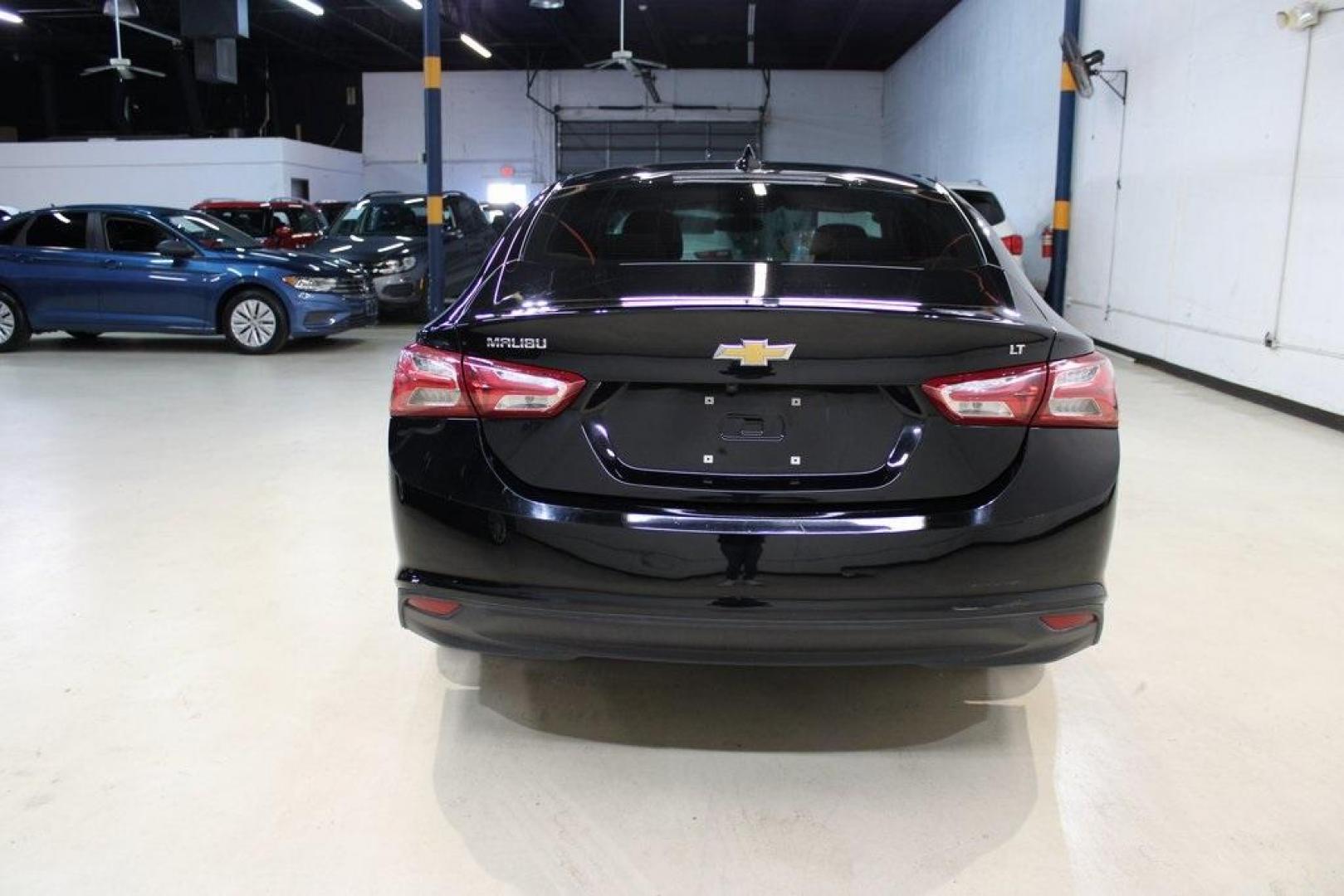 2020 Mosaic Black Metallic /Jet Black Chevrolet Malibu LT (1G1ZD5ST1LF) with an 1.5L DOHC engine, CVT transmission, located at 15300 Midway Rd., Addison, TX, 75001, (972) 702-0011, 32.958321, -96.838074 - Photo#6