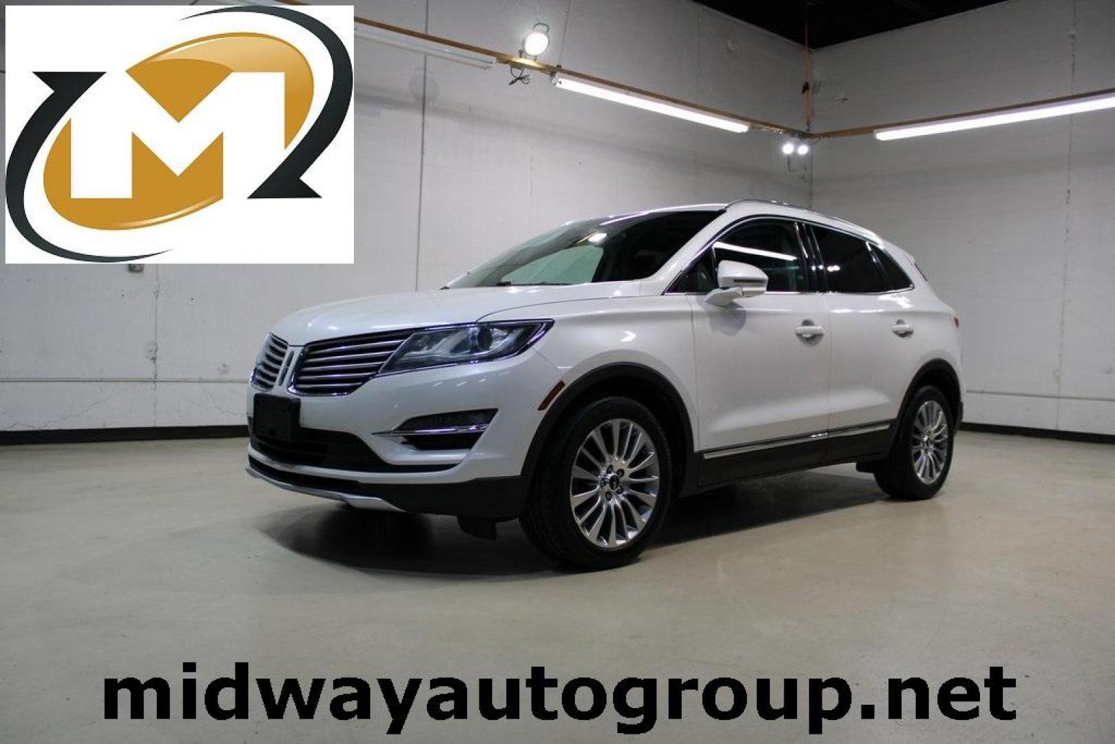 2017 White Platinum Clearcoat Metallic /Espresso Lincoln MKC Reserve (5LMCJ3C90HU) with an 2.0L GTDi engine, Automatic transmission, located at 15300 Midway Rd., Addison, TX, 75001, (972) 702-0011, 32.958321, -96.838074 - Photo#0