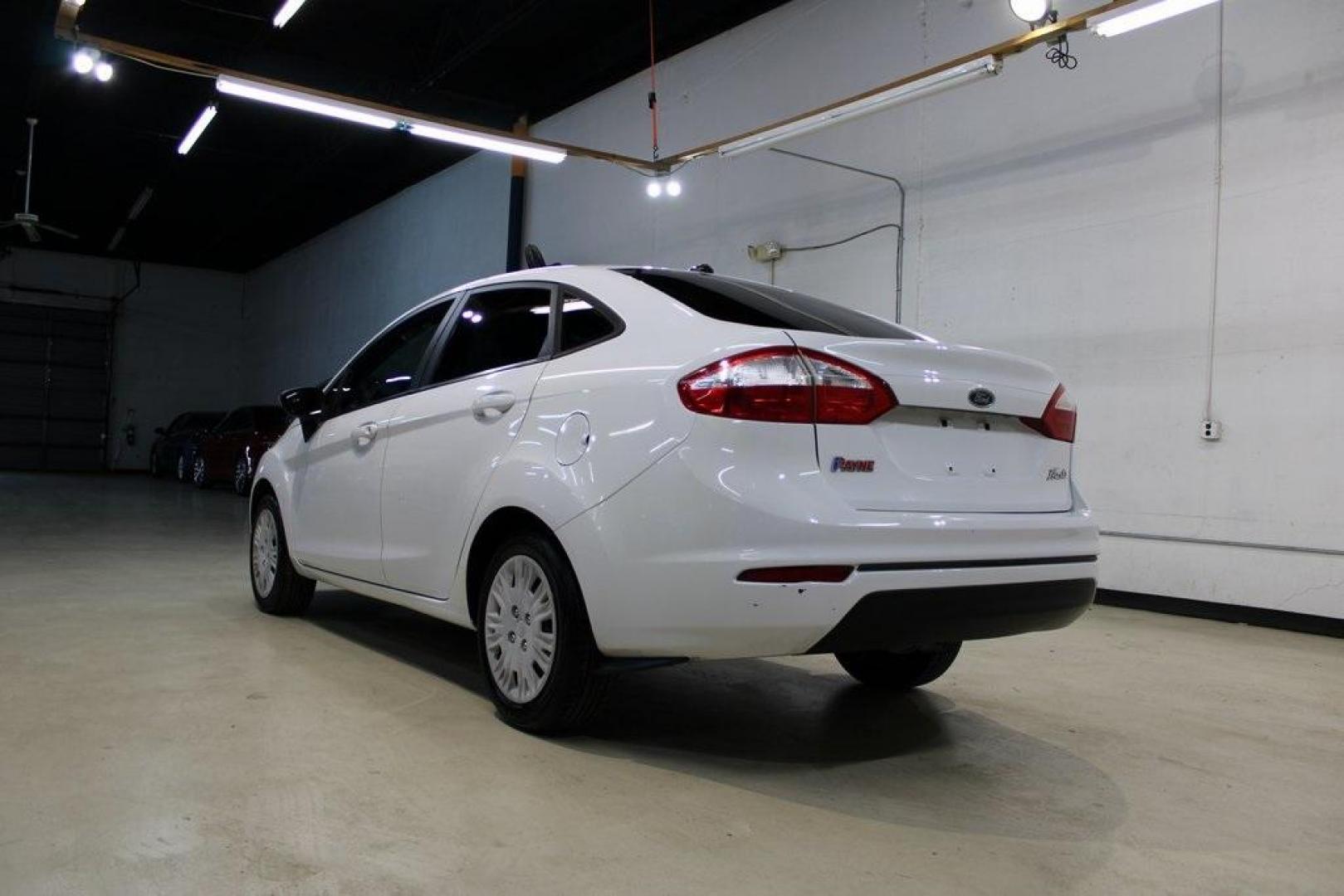 2017 Oxford White /Black Ford Fiesta S (3FADP4AJ9HM) with an 1.6L I4 Ti-VCT engine, Automatic transmission, located at 15300 Midway Rd., Addison, TX, 75001, (972) 702-0011, 32.958321, -96.838074 - Photo#3