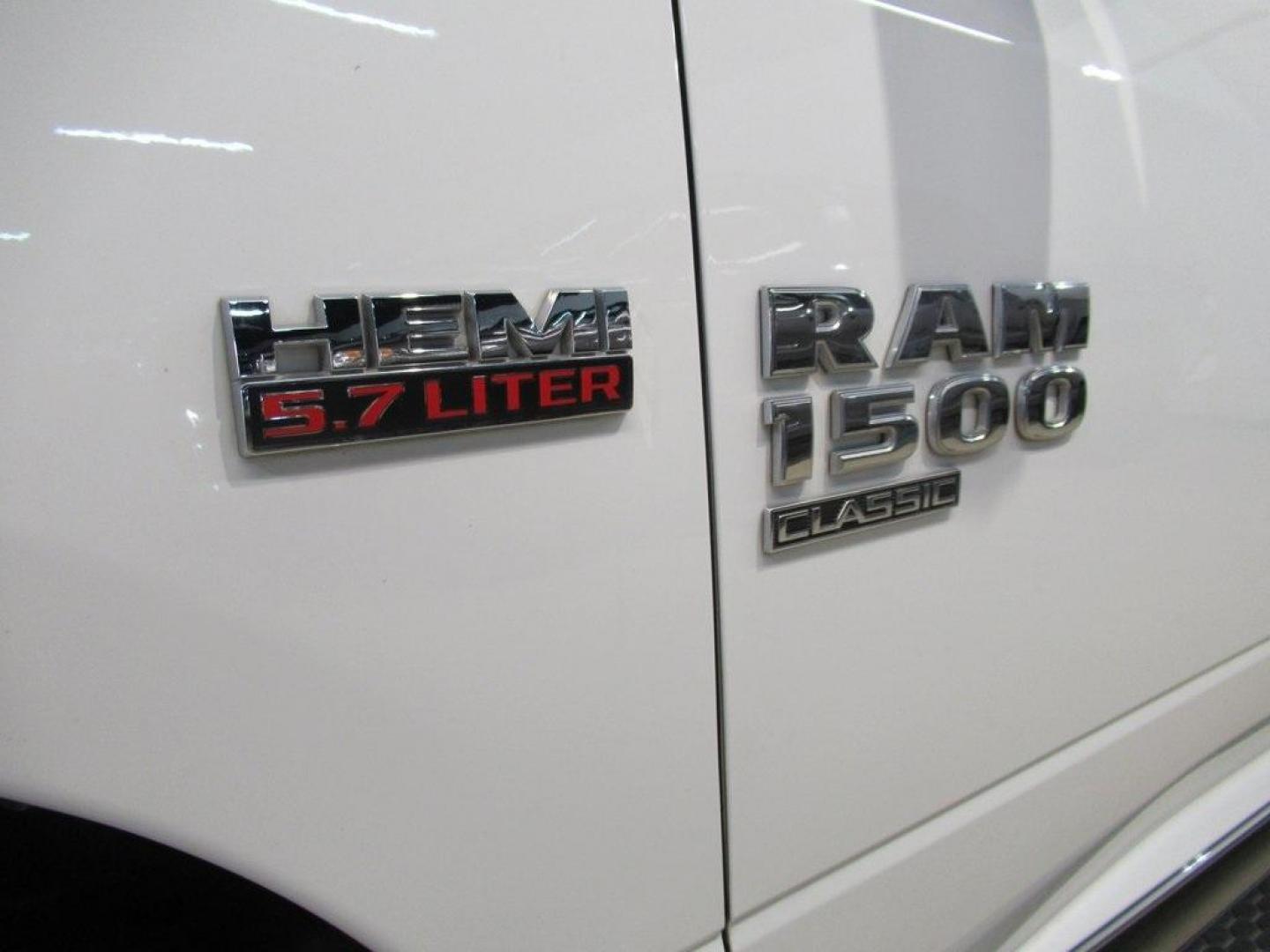 2019 Bright White Clearcoat /Diesel Gray/Black Ram 1500 Classic Lone Star (1C6RR6LT2KS) with an HEMI 5.7L V8 Multi Displacement VVT engine, Automatic transmission, located at 15300 Midway Rd., Addison, TX, 75001, (972) 702-0011, 32.958321, -96.838074 - HOME OF THE NO HAGGLE PRICE - WHOLESALE PRICES TO THE PUBLIC!! 1500 Classic Lone Star, 4D Crew Cab, HEMI 5.7L V8 Multi Displacement VVT, 8-Speed Automatic, RWD, Bright White Clearcoat, Diesel Gray/Black Cloth. Odometer is 29987 miles below market average!<br><br>Bright White Clearcoat 2019 Ram 1500 - Photo#6