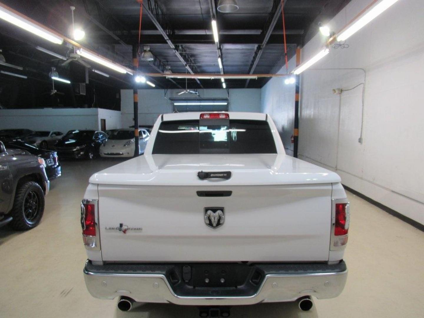 2019 Bright White Clearcoat /Diesel Gray/Black Ram 1500 Classic Lone Star (1C6RR6LT2KS) with an HEMI 5.7L V8 Multi Displacement VVT engine, Automatic transmission, located at 15300 Midway Rd., Addison, TX, 75001, (972) 702-0011, 32.958321, -96.838074 - HOME OF THE NO HAGGLE PRICE - WHOLESALE PRICES TO THE PUBLIC!! 1500 Classic Lone Star, 4D Crew Cab, HEMI 5.7L V8 Multi Displacement VVT, 8-Speed Automatic, RWD, Bright White Clearcoat, Diesel Gray/Black Cloth. Odometer is 29987 miles below market average!<br><br>Bright White Clearcoat 2019 Ram 1500 - Photo#8