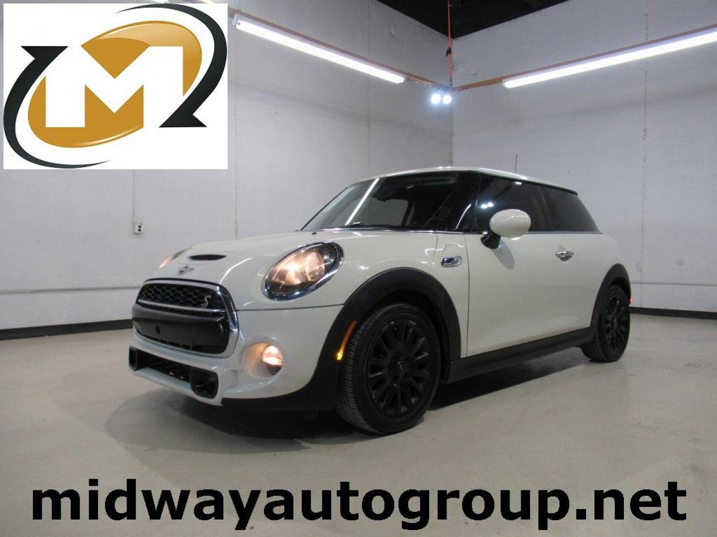 2014 Pepper White /Carbon Black MINI Cooper S Base (WMWXM7C51ET) with an 2.0L 16V TwinPower Turbo engine, Manual transmission, located at 15300 Midway Rd., Addison, TX, 75001, (972) 702-0011, 32.958321, -96.838074 - Photo#0